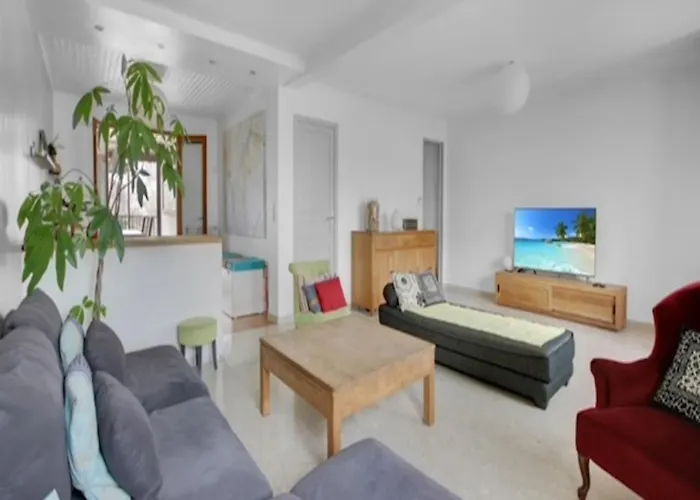 Maison Bezons: Confort & Jardin