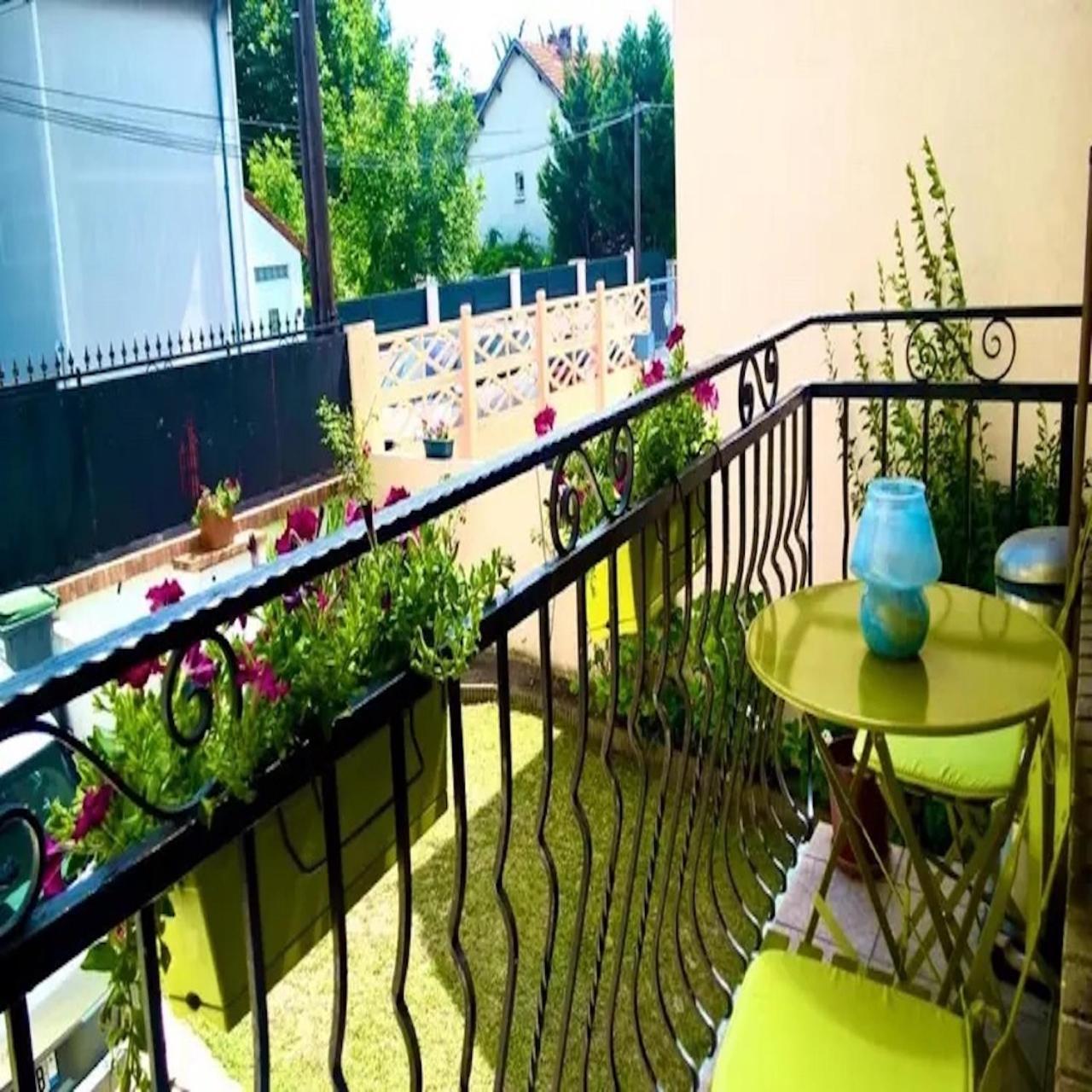 Maison Bezons: Confort & Jardin Villa *