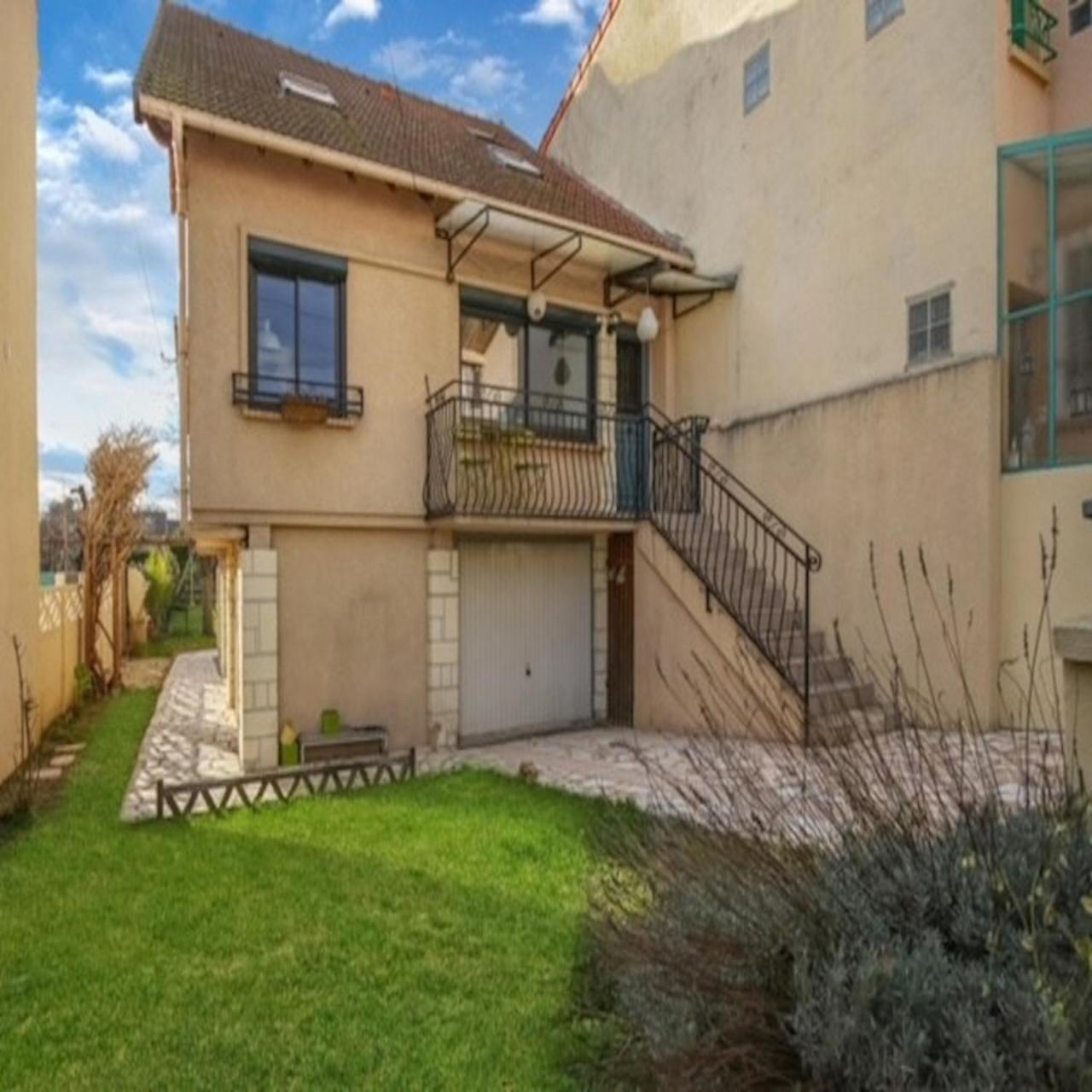 Maison Bezons: Confort & Jardin Villa *